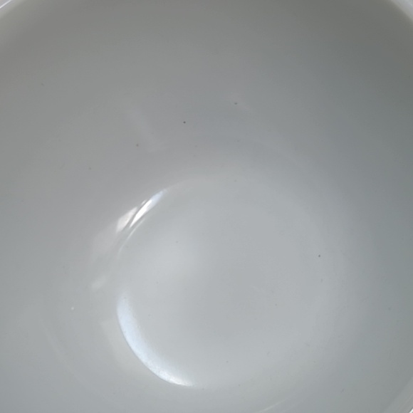 VINTAGE PYREX HOMESTEAD MIXING BOWLS 402 & 403 - Picture 3 of 9